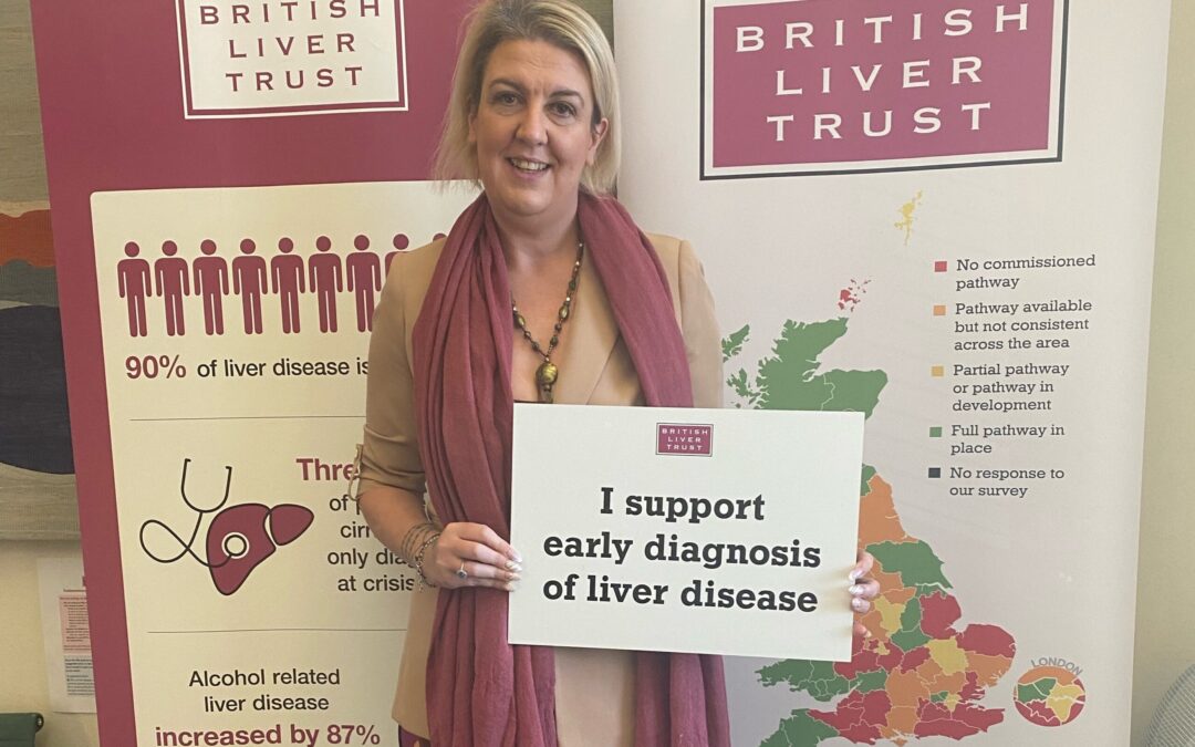 Patient advocate volunteers raise awareness of liver disease among members of Parliament